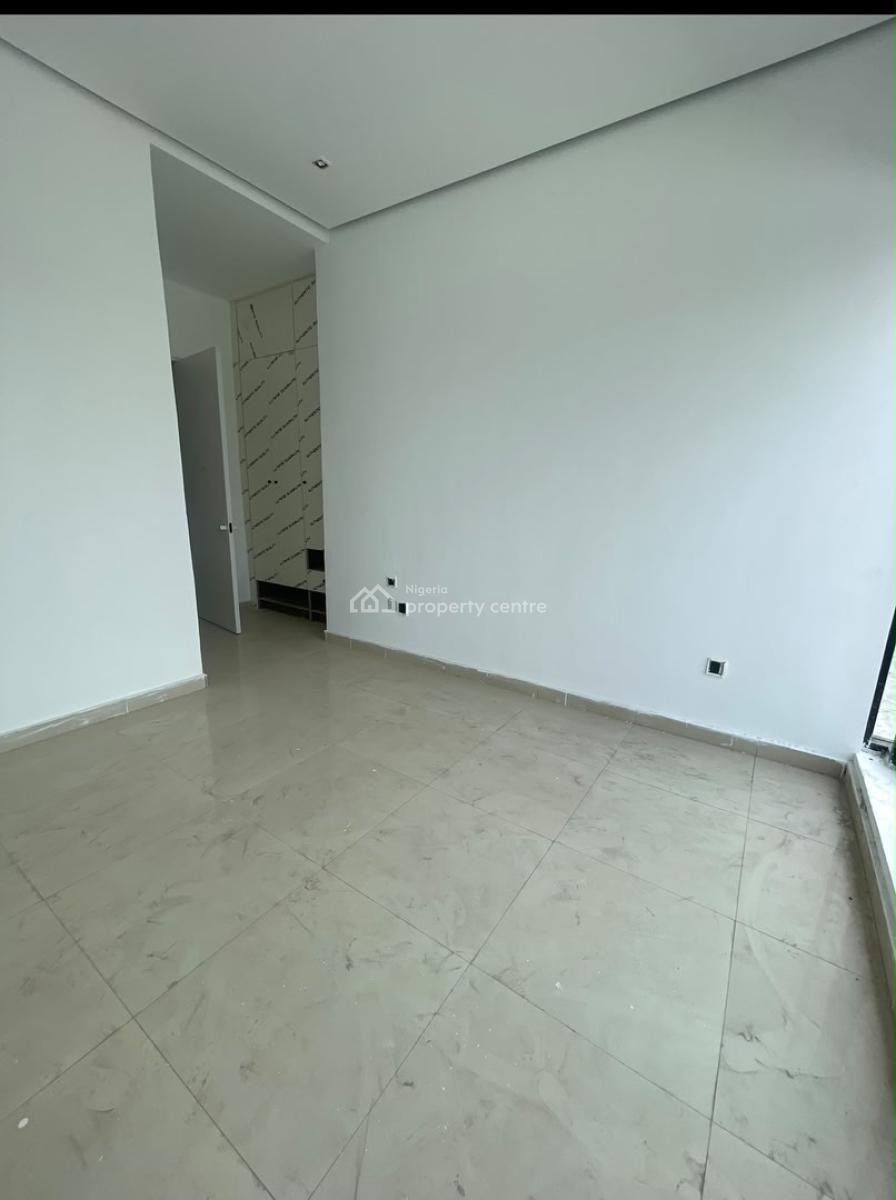 Brand New Two (2) Bedroom Apartment, Lekki Phase 1, Lekki, Lagos, Flat / Apartment for Rent