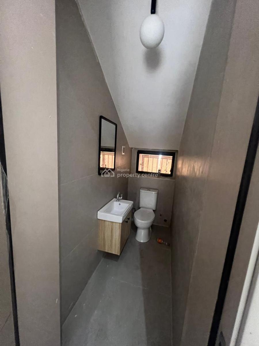 Four (4) Bedroom Terraced Duplex with 2=room Bq & Elevator, Old Ikoyi, Ikoyi, Lagos, Terraced Duplex for Rent