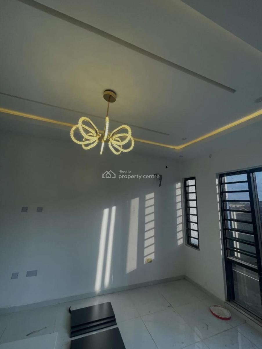 Perfectly Blend 3 Bedroom Terrace Duplex, Orisunmbare, Shasha, Alimosho, Lagos, Terraced Duplex for Rent