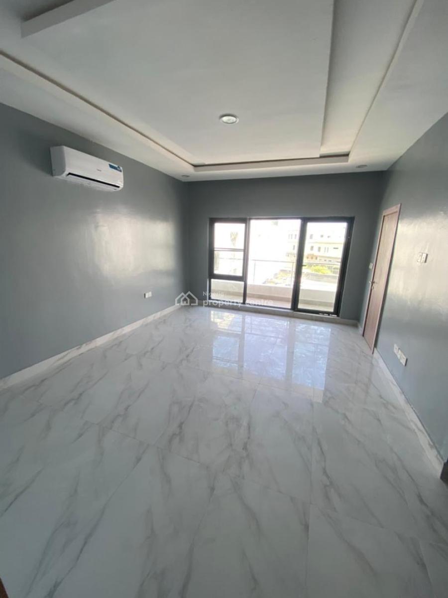 Beautiful & Spacious 4 Bedroom Fully Serviced Terrace Duplex with Bq, Lekki Phase 1, Lekki, Lagos, Terraced Duplex for Rent