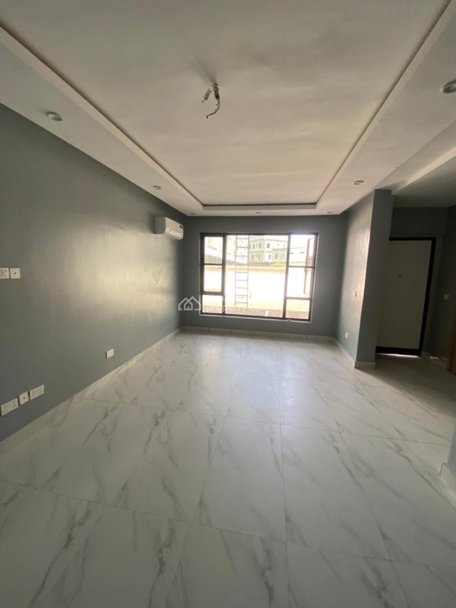 Beautiful & Spacious 4 Bedroom Fully Serviced Terrace Duplex with Bq, Lekki Phase 1, Lekki, Lagos, Terraced Duplex for Rent