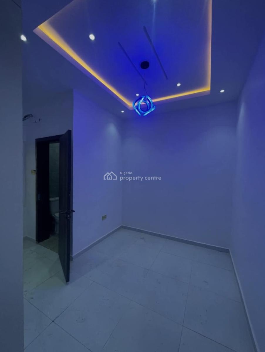 Elegantly Blend 3 Bedroom Terrace Duplex, Orisunbare, Shasha, Alimosho, Lagos, Terraced Duplex for Rent
