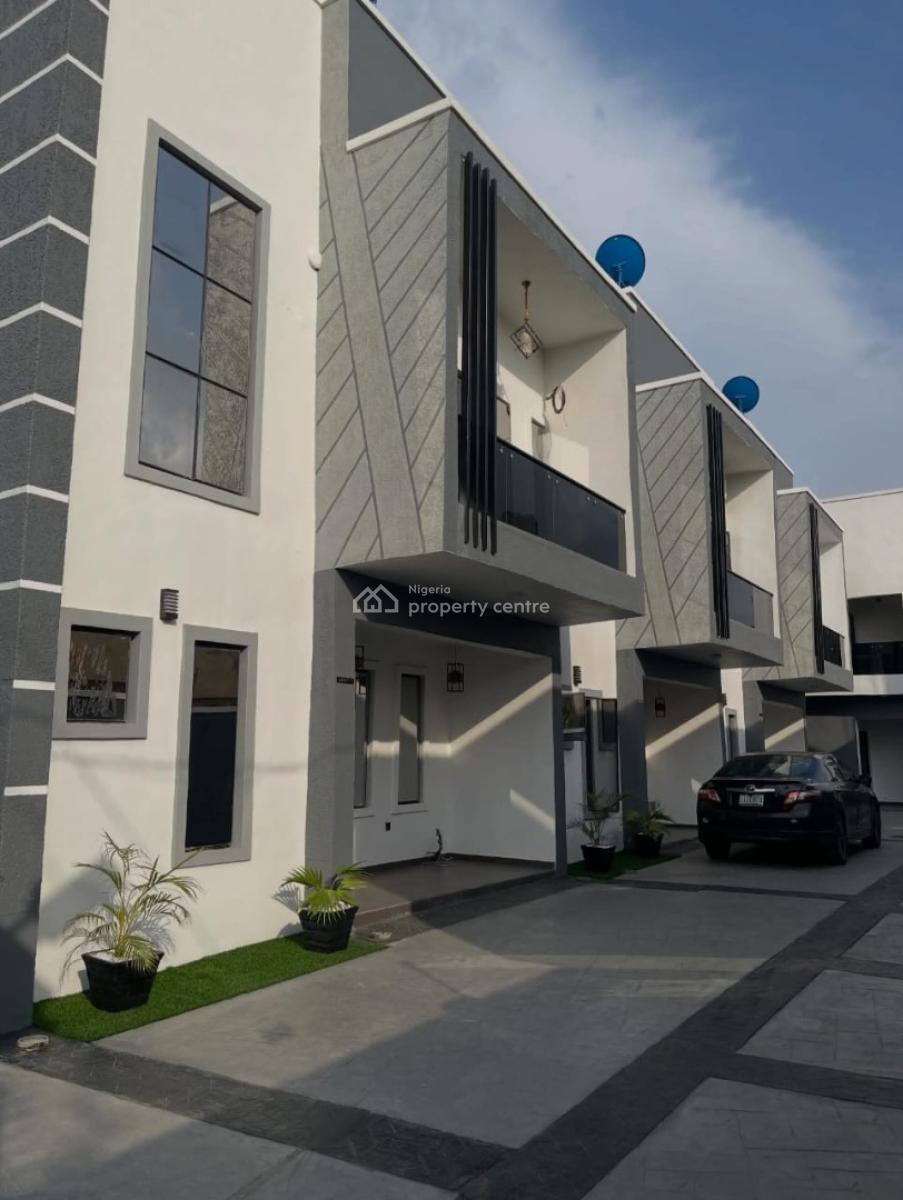 Elegantly Blend 3 Bedroom Terrace Duplex, Orisunbare, Shasha, Alimosho, Lagos, Terraced Duplex for Rent