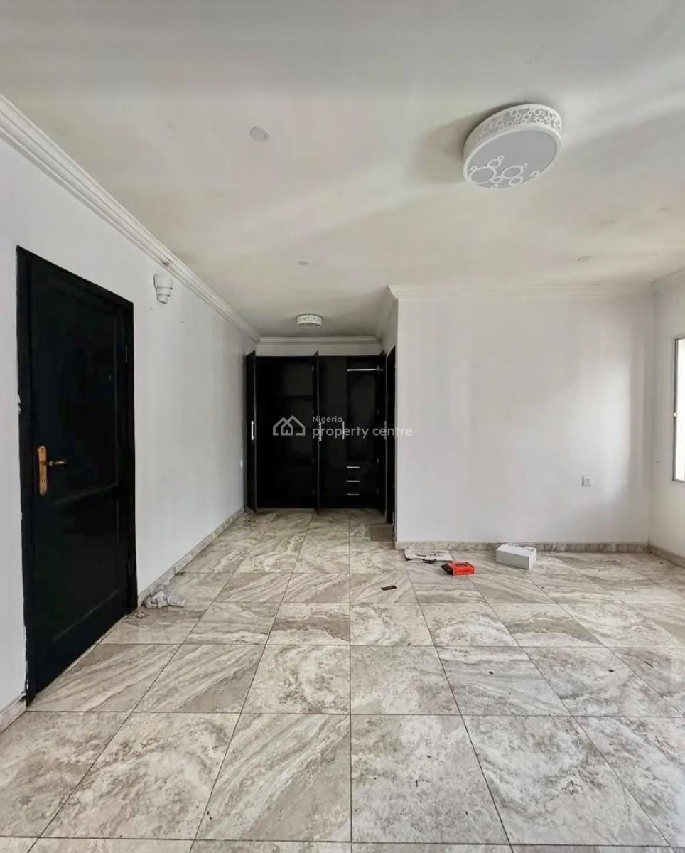 Well Maintained Fully Serviced 4 Bedroom Terrace Duplex (no Bq), Osapa, Lekki, Lagos, Terraced Duplex for Rent