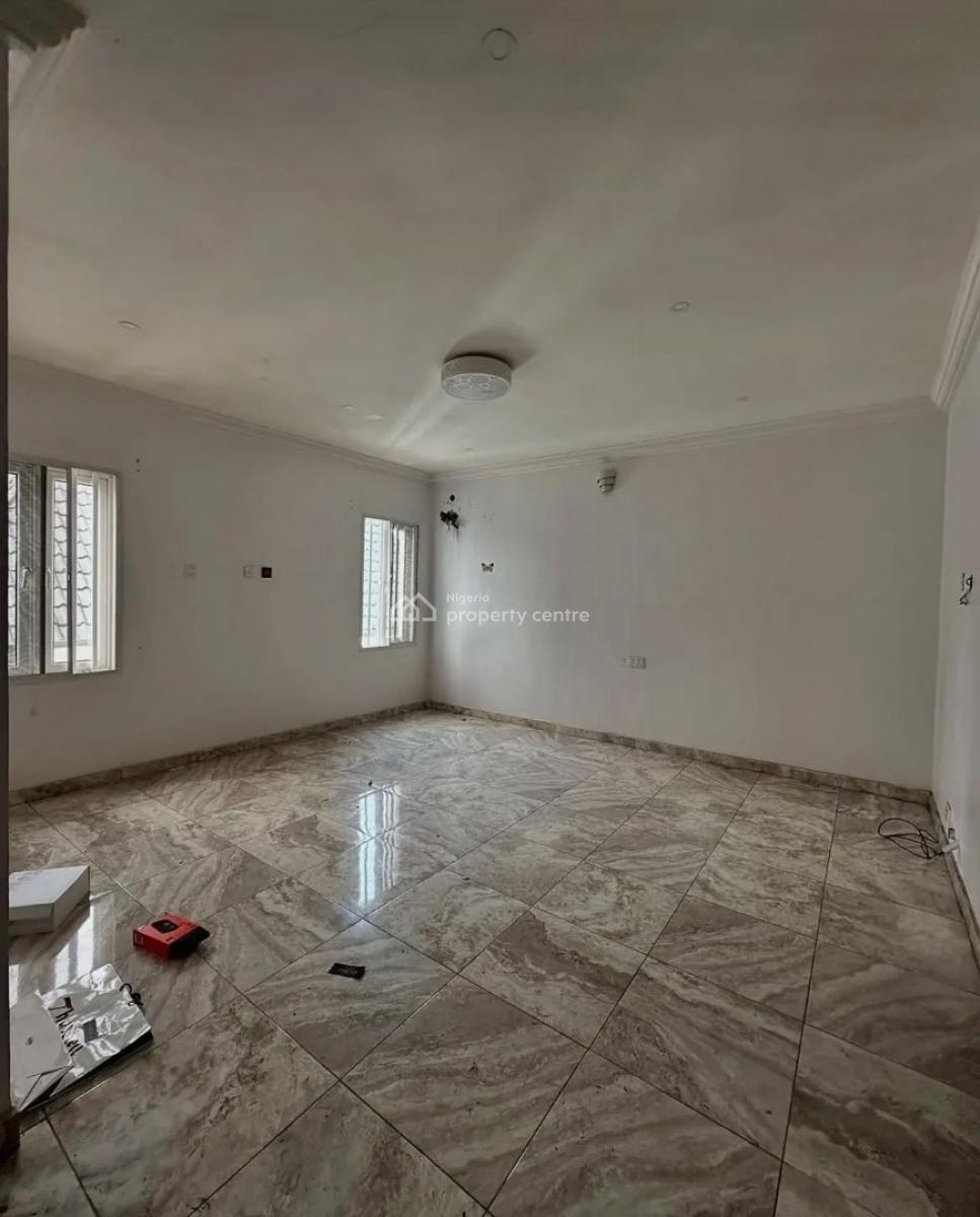 Well Maintained Fully Serviced 4 Bedroom Terrace Duplex (no Bq), Osapa, Lekki, Lagos, Terraced Duplex for Rent