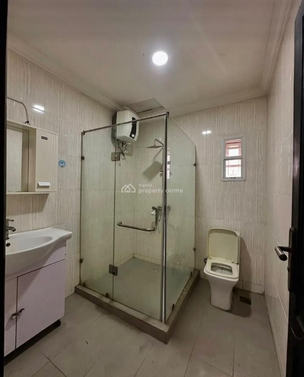 Well Maintained Fully Serviced 4 Bedroom Terrace Duplex (no Bq), Osapa, Lekki, Lagos, Terraced Duplex for Rent