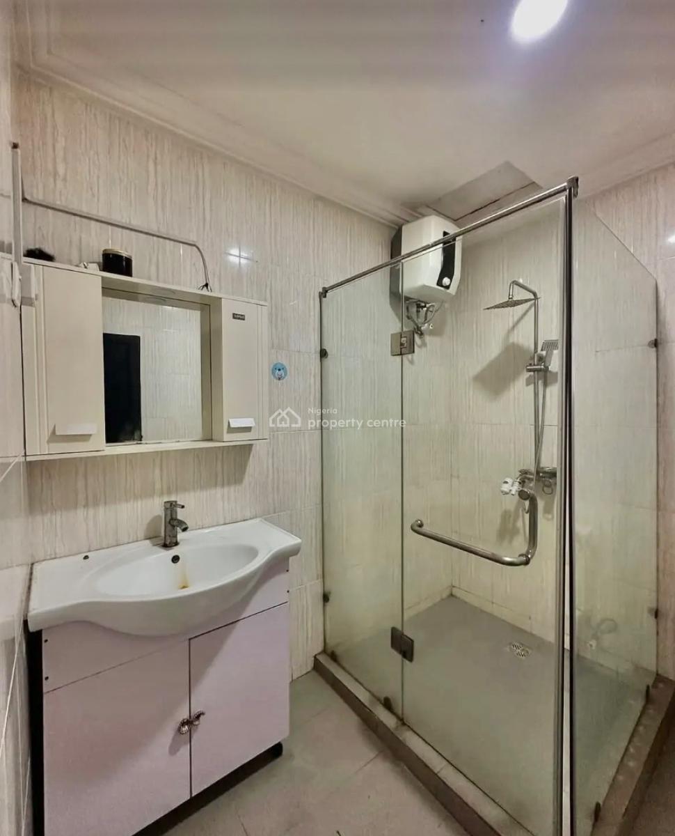 Well Maintained Fully Serviced 4 Bedroom Terrace Duplex (no Bq), Osapa, Lekki, Lagos, Terraced Duplex for Rent