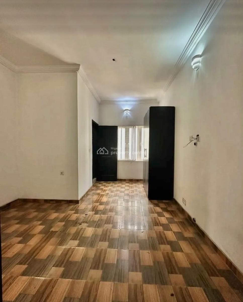 Well Maintained Fully Serviced 4 Bedroom Terrace Duplex (no Bq), Osapa, Lekki, Lagos, Terraced Duplex for Rent