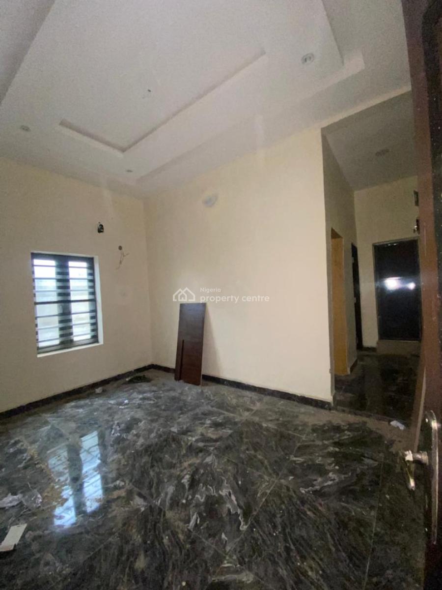 Massive One Bedroom Flat, United Estate Sangotedo, Sangotedo, Ajah, Lagos, Mini Flat (room and Parlour) for Rent