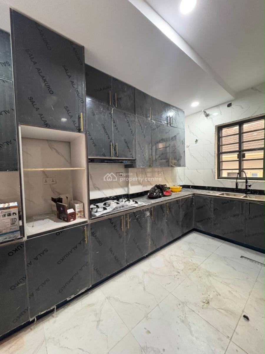 Brand New 2 Bedroom Apartment, Ologolo, Lekki, Lagos, Flat / Apartment for Rent