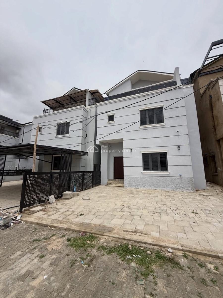 5 Bedroom Semi-detached Duplex  with Bq, Wuye, Abuja, Semi-detached Duplex for Sale