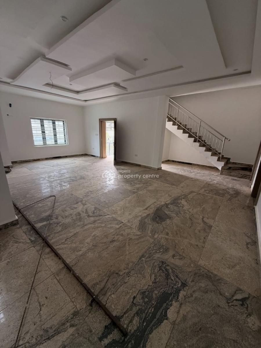 5 Bedroom Semi-detached Duplex  with Bq, Wuye, Abuja, Semi-detached Duplex for Sale
