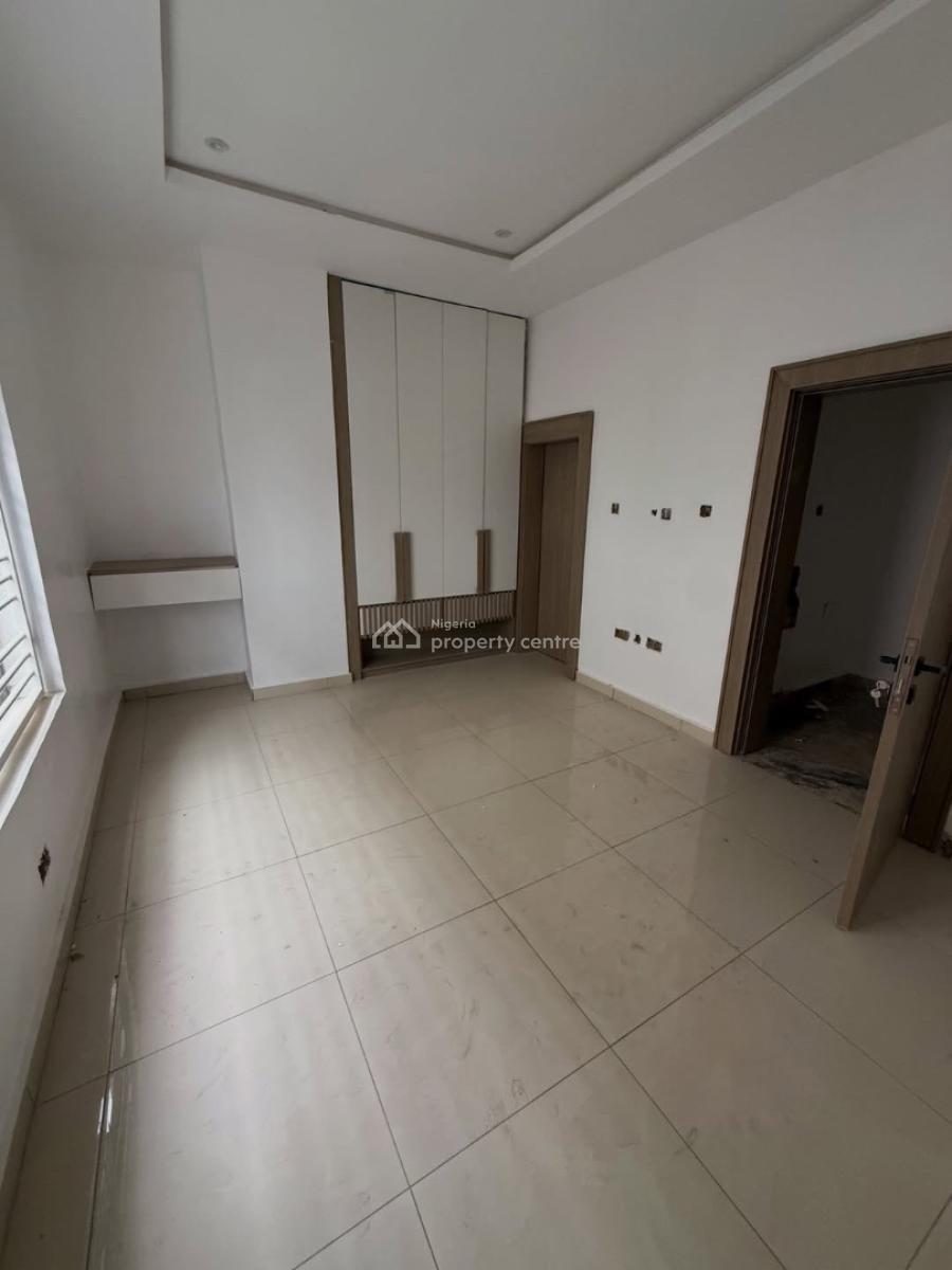 5 Bedroom Semi-detached Duplex  with Bq, Wuye, Abuja, Semi-detached Duplex for Sale