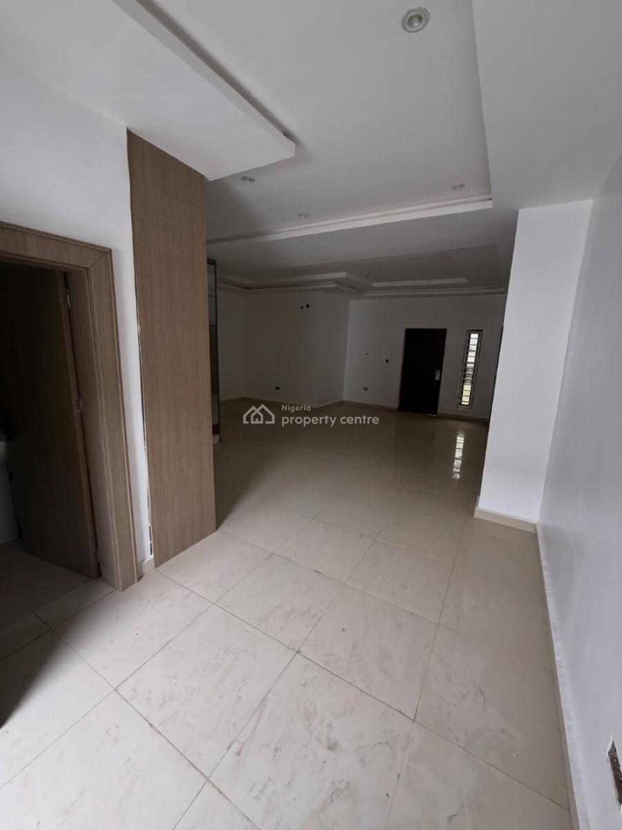 5 Bedroom Semi-detached Duplex  with Bq, Wuye, Abuja, Semi-detached Duplex for Sale