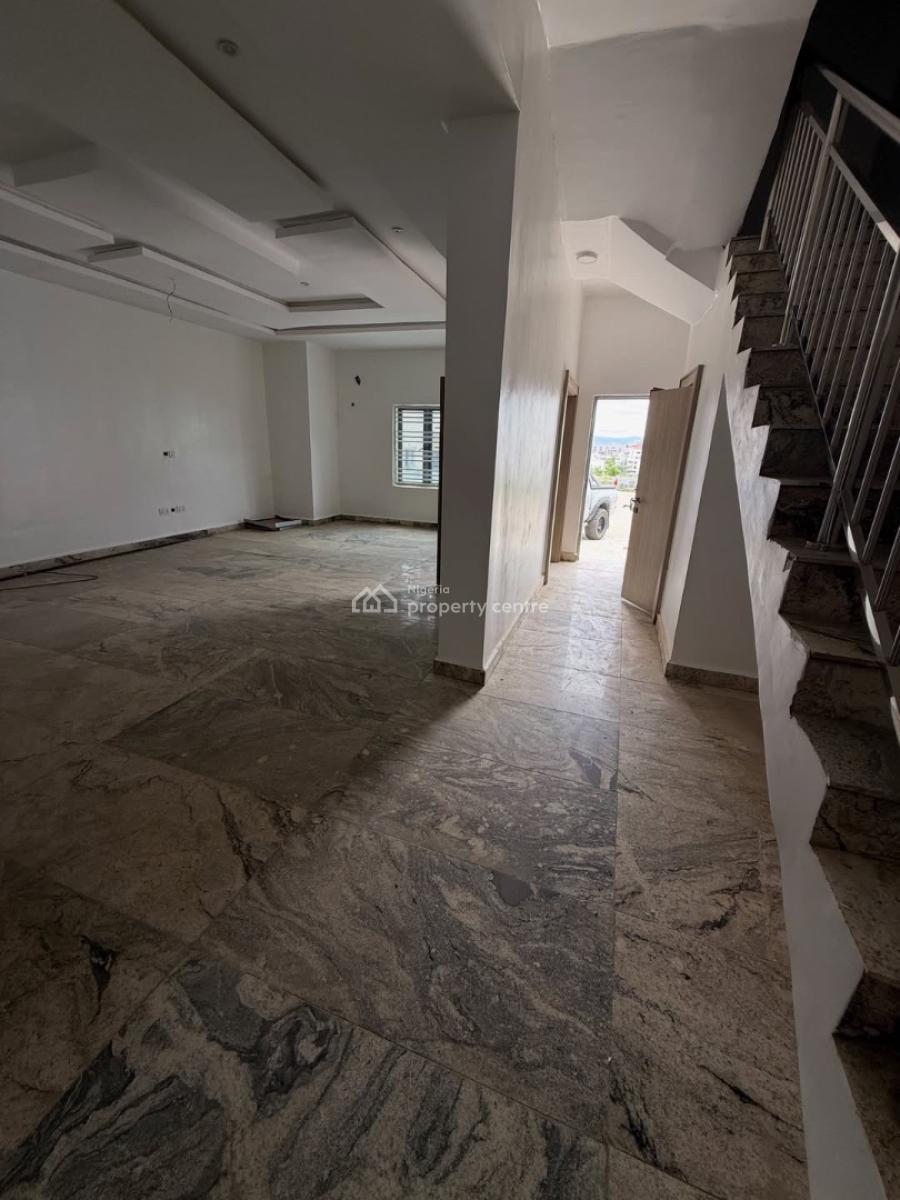 5 Bedroom Semi-detached Duplex  with Bq, Wuye, Abuja, Semi-detached Duplex for Sale