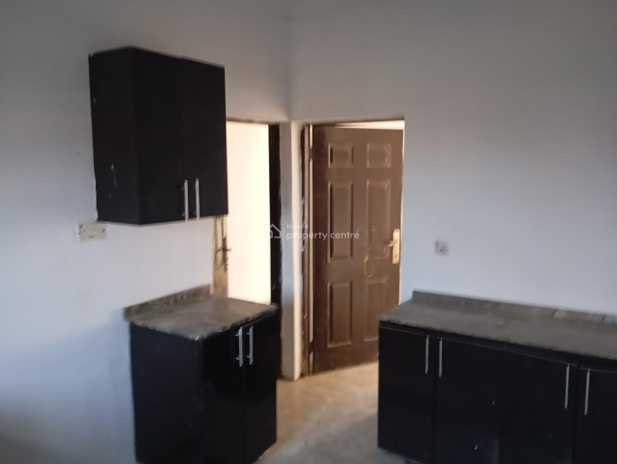 a Spacious 3 Bedroom Semi Detached Bungalow, Along Jedo Mass Housing Estate, Sabon Lugbe, Lugbe District, Abuja, Semi-detached Bungalow for Rent