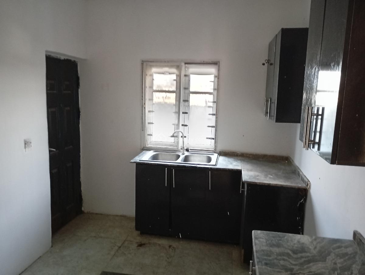 a Spacious 3 Bedroom Semi Detached Bungalow, Along Jedo Mass Housing Estate, Sabon Lugbe, Lugbe District, Abuja, Semi-detached Bungalow for Rent