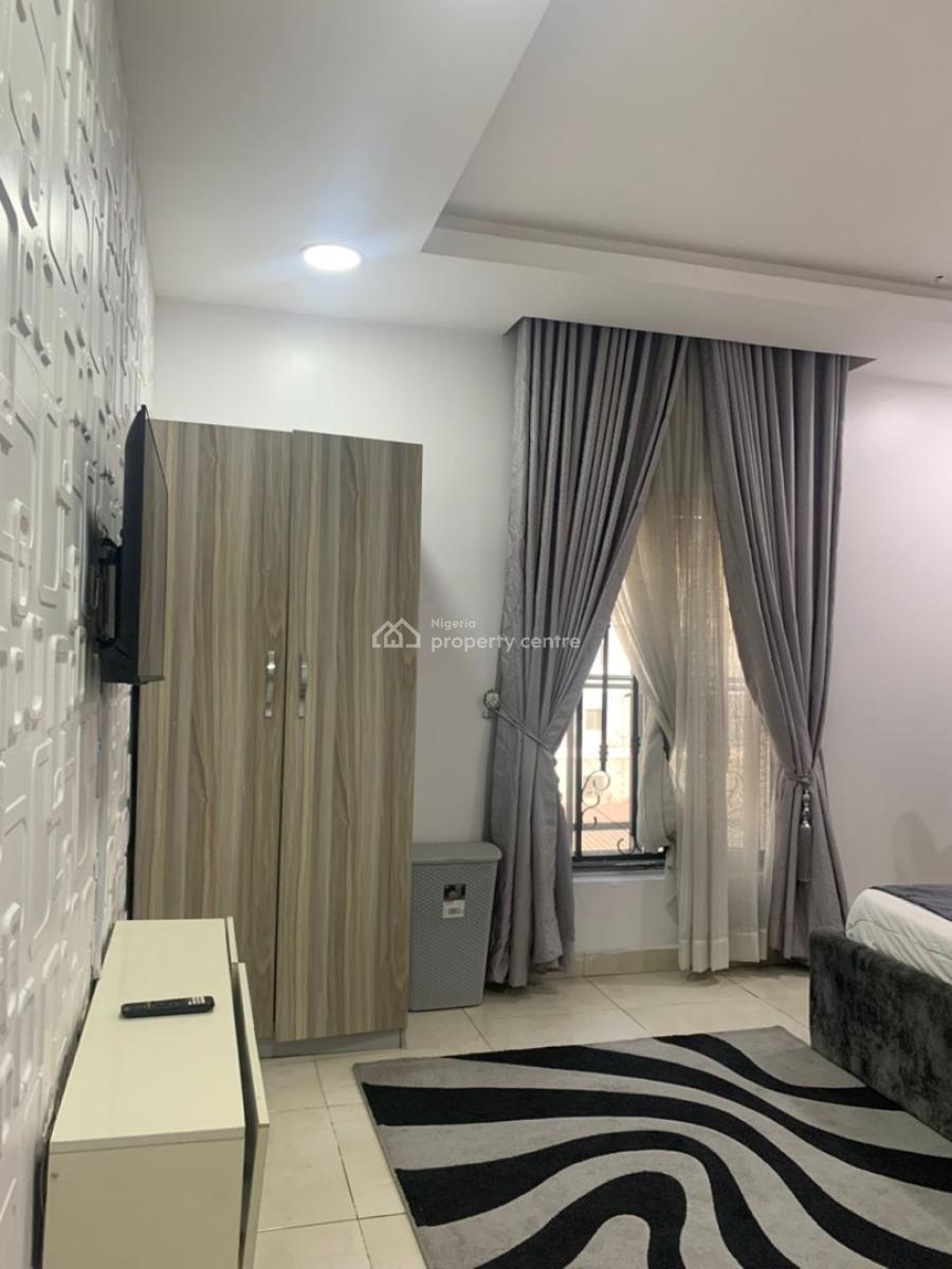 Luxury Mini Flat, Off Oriwu Street, Lekki Right, Lagos, Lekki, Lagos, Mini Flat (room and Parlour) for Rent