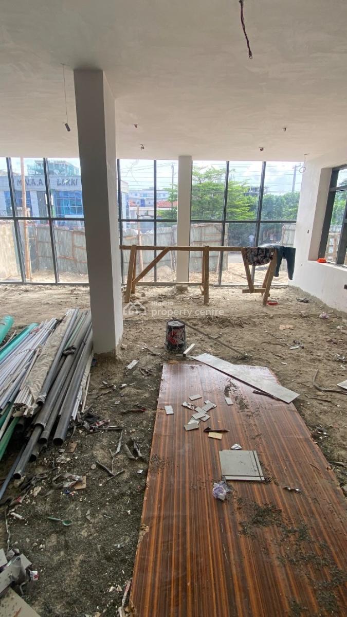 an Available Letable 200sqm Shop Space for Office and Commercial Use, Lekki Phase One ,lekki ,lagos , Nigeria, Lekki Phase 1, Lekki, Lagos, Office Space for Rent