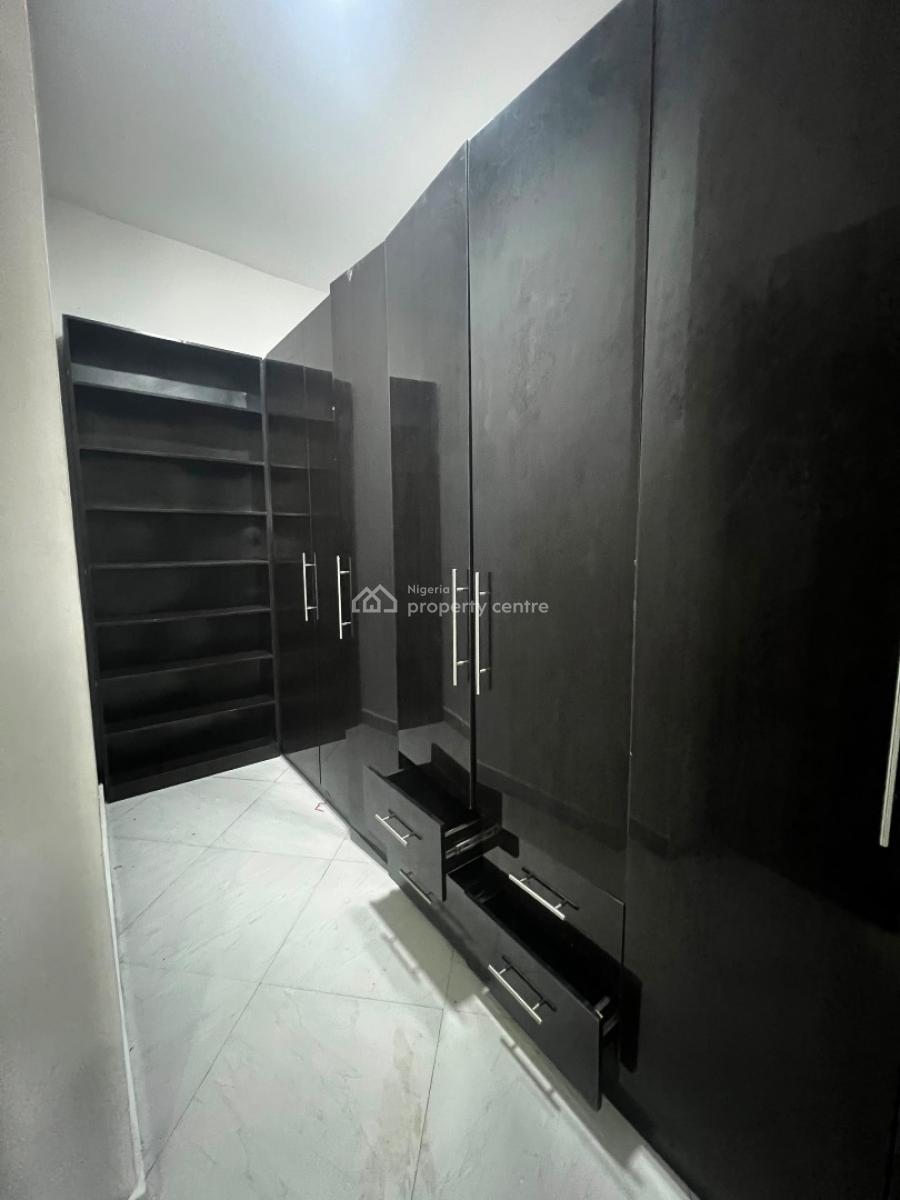 3 Bedrooms, Lekki Phase 1, Lekki, Lagos, Flat / Apartment for Rent