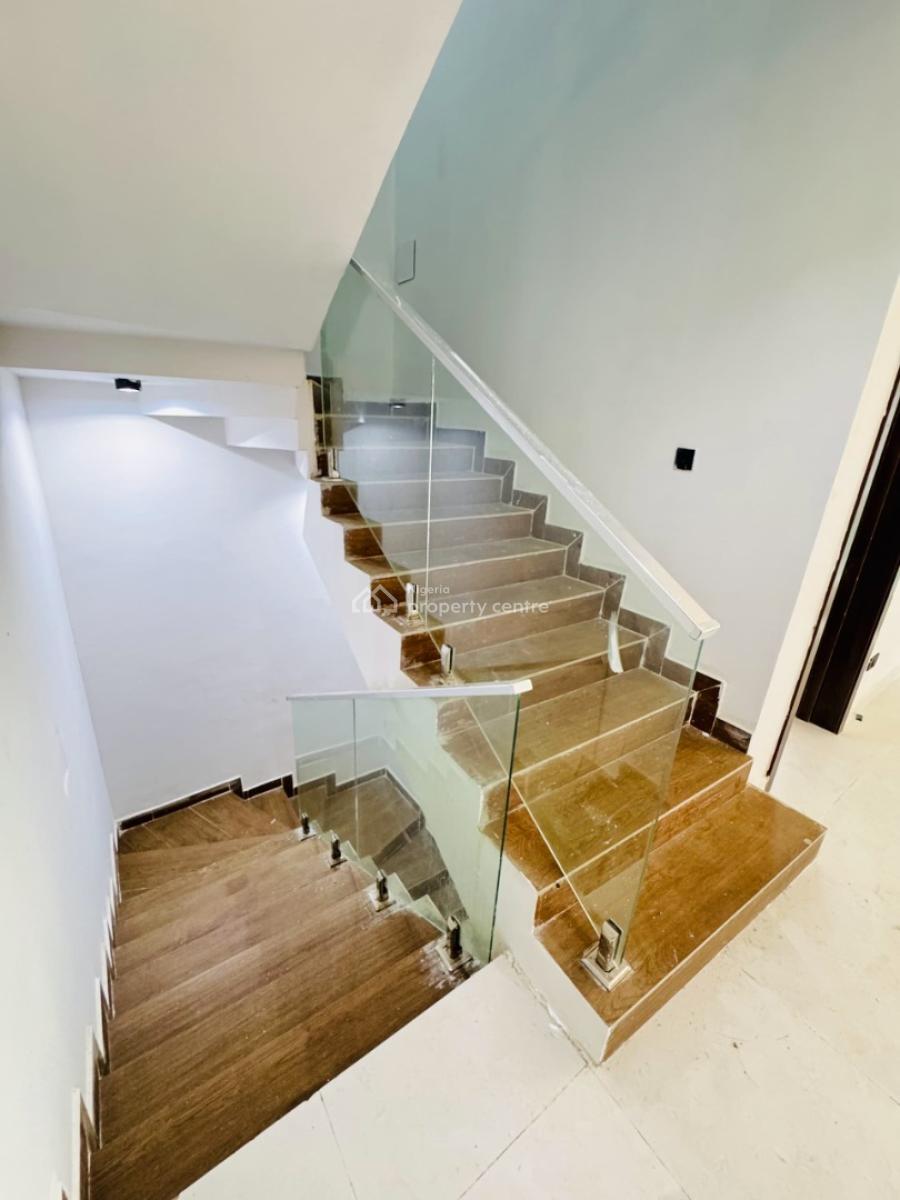 Clean and Spacious Four Bedroom Semi Detached Apartment, Off Freedom Way, Lekki Phase 1, Lekki, Lagos, Flat / Apartment for Rent