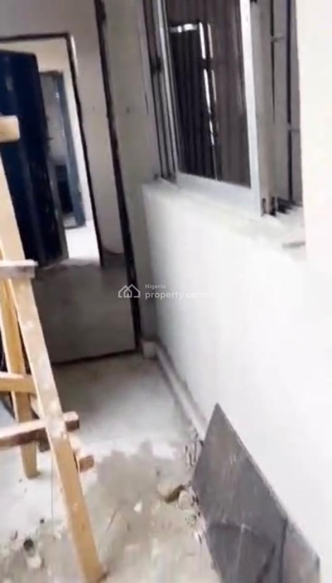 Exceptional Spacious 3 Bedroom Flat, Pedro, Shomolu, Lagos, Flat / Apartment for Sale