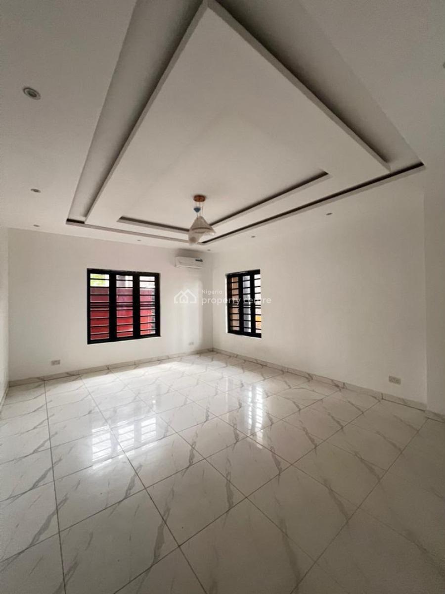 Contemporary 2 Bedroom Apartment with Swimming Pool & Elevator, Lekki, Lekki Phase 1, Lekki, Lagos, Flat / Apartment for Sale