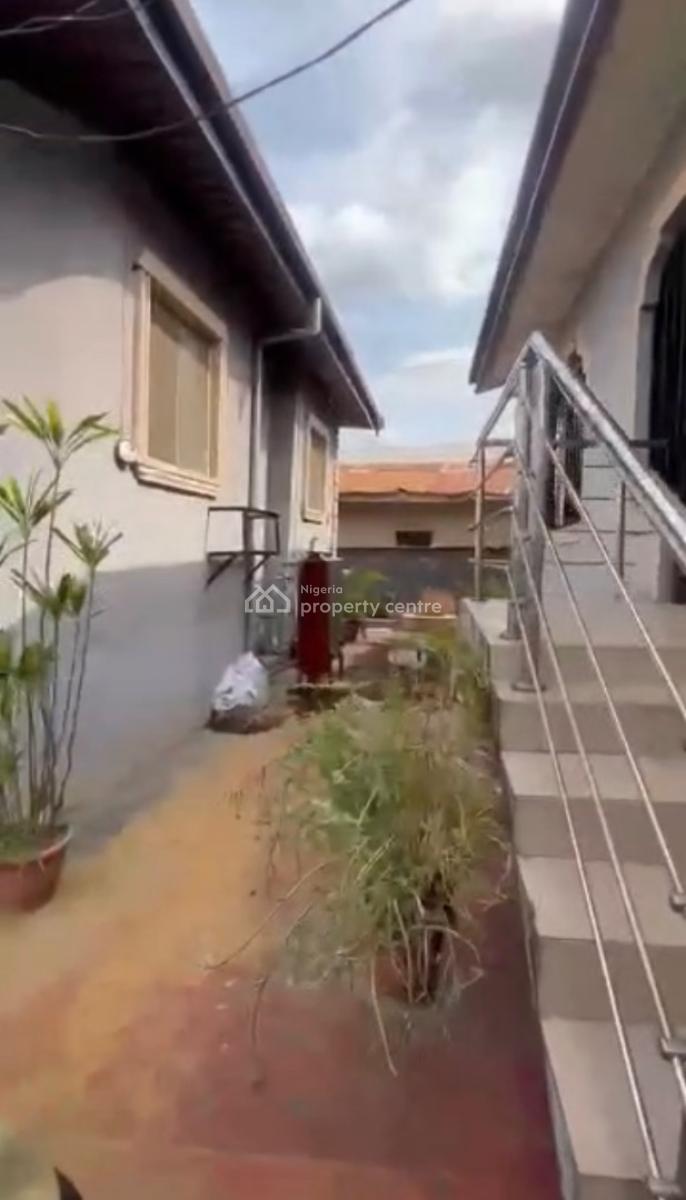 Land Measuring 600sqm Comprises of 1unit of 3bedroom and 2bed, Victoria Street Close to Emmanuel, Ojota, Lagos, Land for Sale