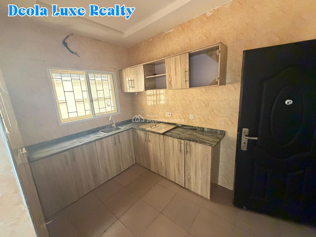 a Nice and Well Maintained 2 Bedrooms Self Service Apartment, By Emma Abimbola, Lekki Phase 1, Lekki, Lagos, Flat / Apartment for Rent