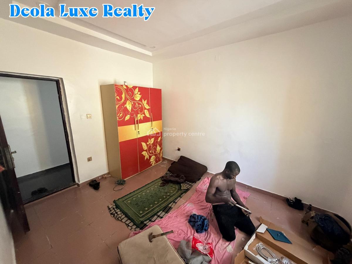 a Nice and Well Maintained 2 Bedrooms Self Service Apartment, By Emma Abimbola, Lekki Phase 1, Lekki, Lagos, Flat / Apartment for Rent