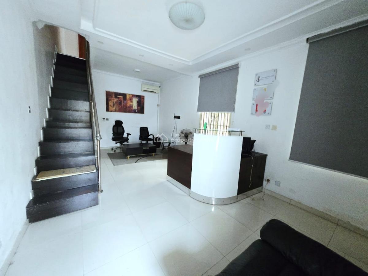 Commercial  2 Rooms Office Space, Lekki Phase 1, Lekki, Lagos, Office Space for Rent