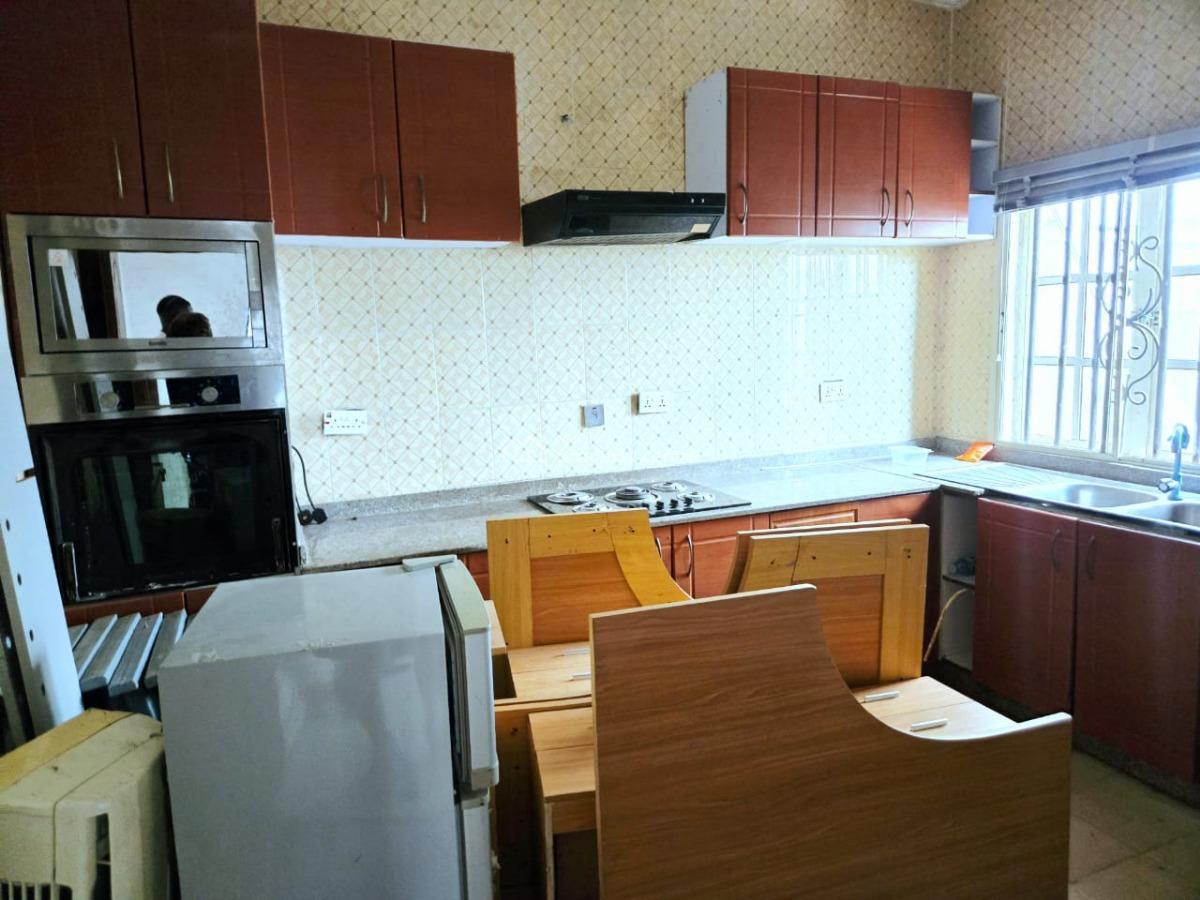 Commercial  2 Rooms Office Space, Lekki Phase 1, Lekki, Lagos, Office Space for Rent