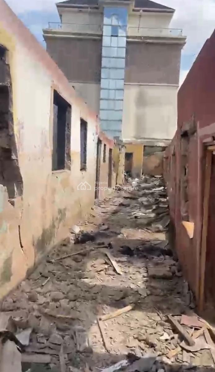 Standard Plot in a Strategic Location, Surulere, Lagos, Mixed-use Land for Sale