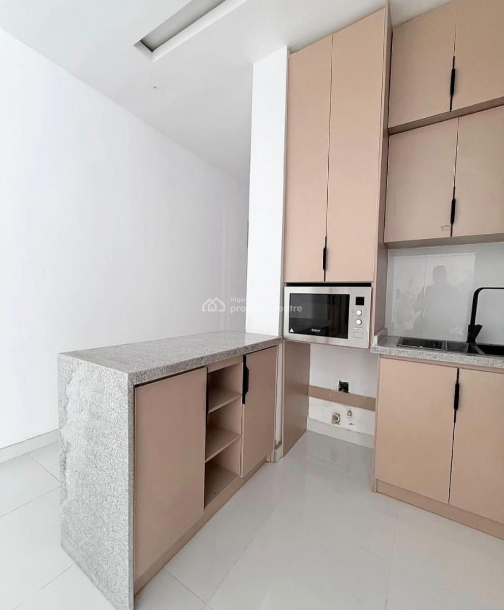 Fully Service 2 Bedroom Apartment with Bq, Off Freedom Way, Lekki Phase 1, Lekki, Lagos, House for Rent