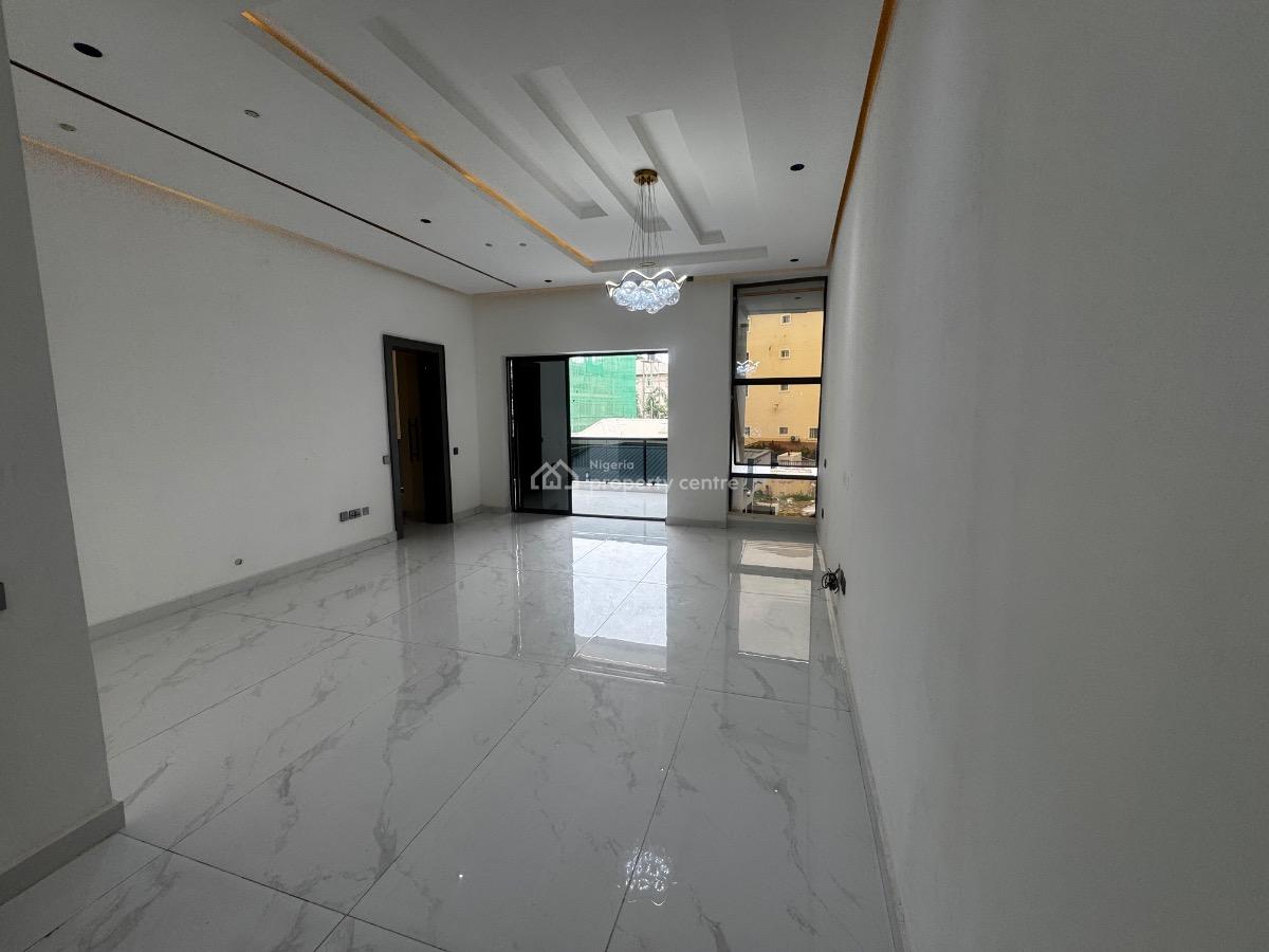 Experience Comfort, Style, and Functionality in This 5 Bedrooms Duple., Utako, Abuja, Terraced Duplex for Sale