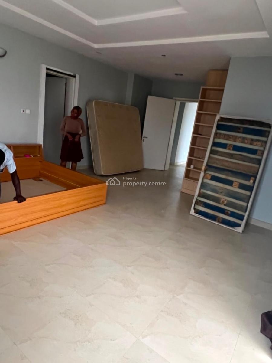 Spacious! Direct Listing: 3 Bedroom Apartment with Pool & Gym, Lekki Phase 1, Lekki, Lagos, House for Rent