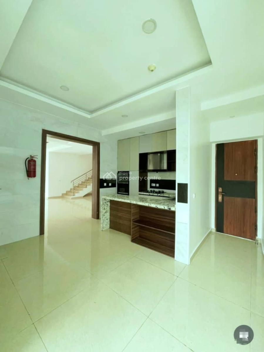 Well Maintained 4 Bedroom Mansionatte, Ikoyi, Lagos, Detached Duplex for Sale
