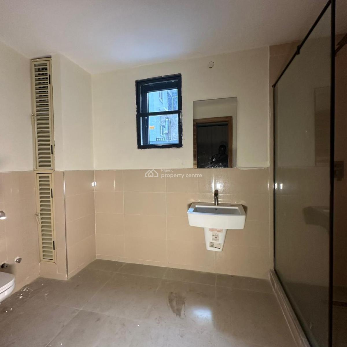 Spacious 2bedroom Luxury Apartment, Lekki Phase 1, Lekki, Lagos, Flat / Apartment for Sale