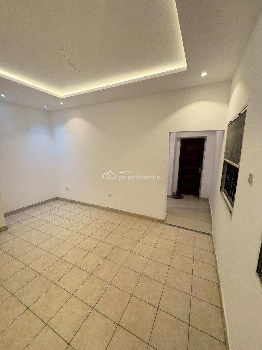 1 Bedroom/mini Flat, Ikota Villa Estate, Lekki Phase 1, Lekki, Lagos, Mini Flat (room and Parlour) for Rent