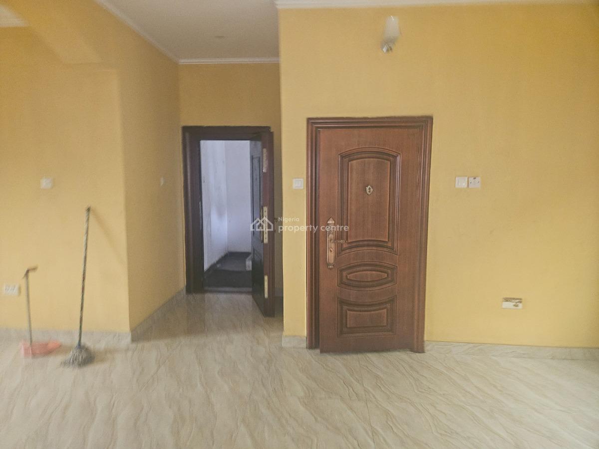 Service 2 (nos) 2 Bedroom Flats, Prince Ibrahim Odofin Street, Peaceville Estate, Idado, Lekki, Lagos, Flat / Apartment for Rent