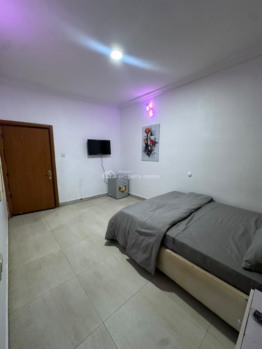 Affordable Yet Cozy Monthly Apartment, Ajiran Mews, Agungi, Lekki, Lagos, Flat / Apartment Short Let