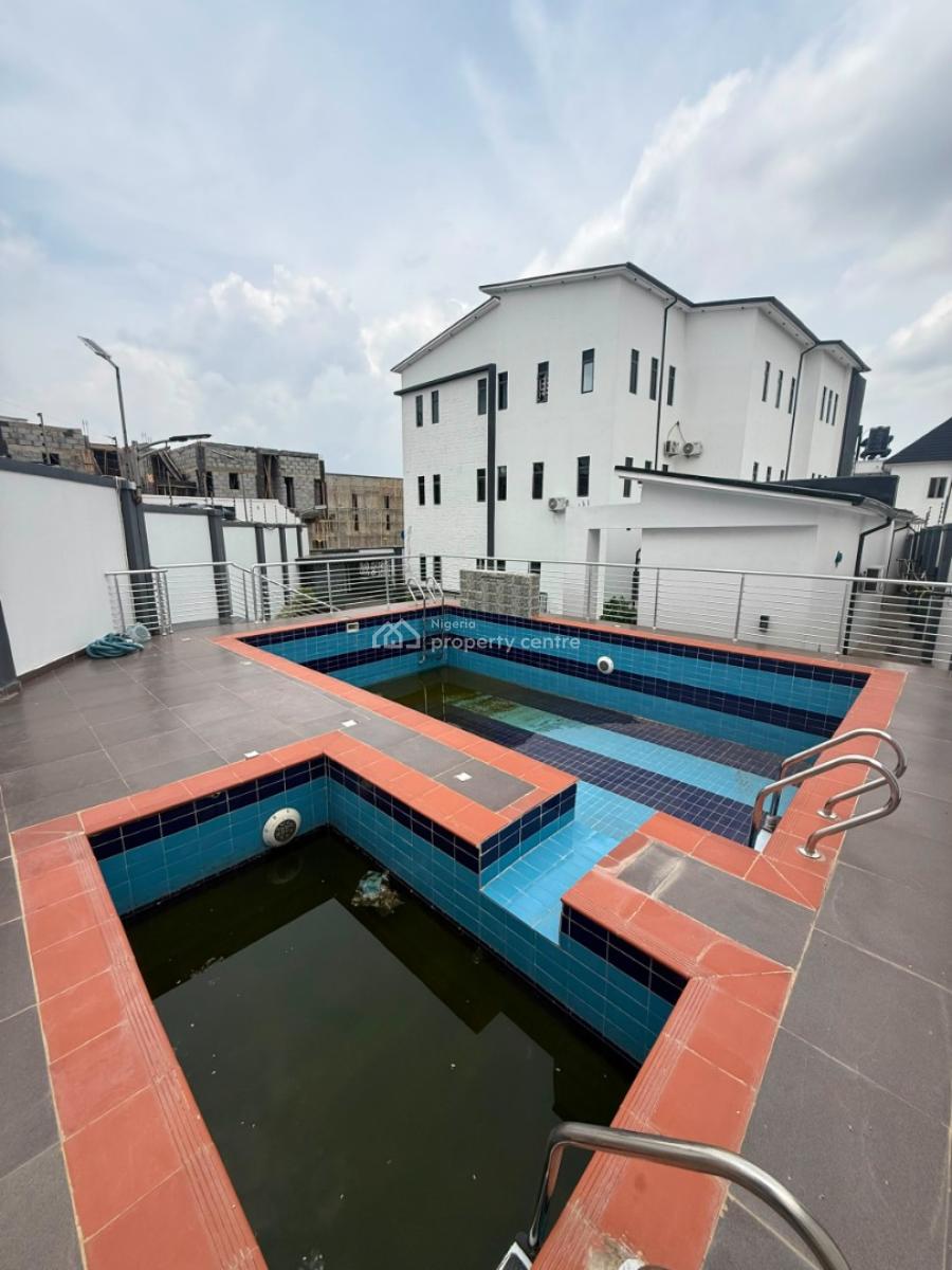 6bedroom Fully Detached Duplex with 2rooms Bq &sitting Rooms, Guzape, Guzape District, Abuja, Detached Duplex for Sale