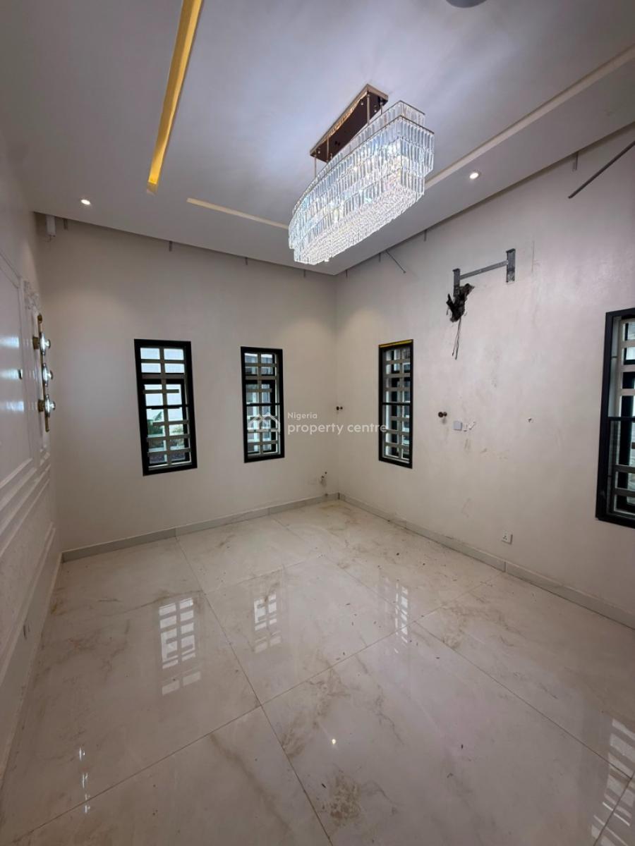 6bedroom Fully Detached Duplex with 2rooms Bq &sitting Rooms, Guzape, Guzape District, Abuja, Detached Duplex for Sale