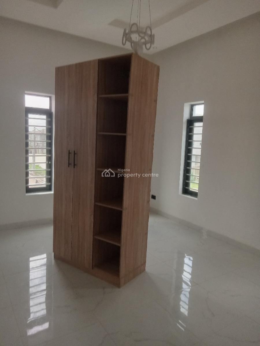 Excellent 2-bedroom Apartment in an Estate in a Serene Environment., Ogonbo, Ogombo, Ajah, Lagos, Flat / Apartment for Sale