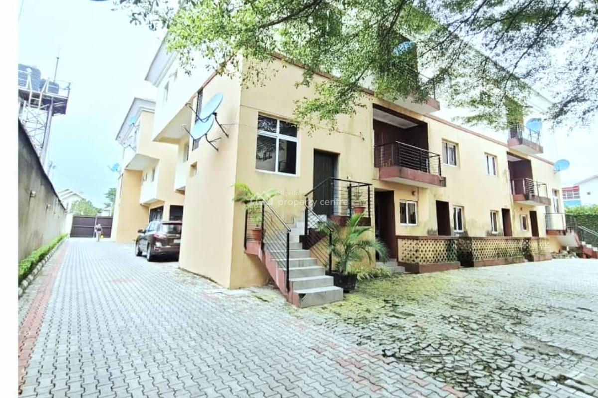 Well Maintained 2 Bedroom Apartment, Lekki, Lagos, Flat / Apartment for Rent