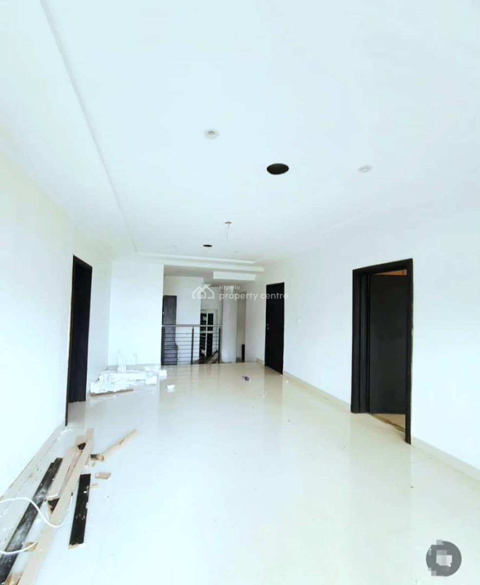 Well Maintained 2 Bedroom Apartment, Lekki, Lagos, Flat / Apartment for Rent