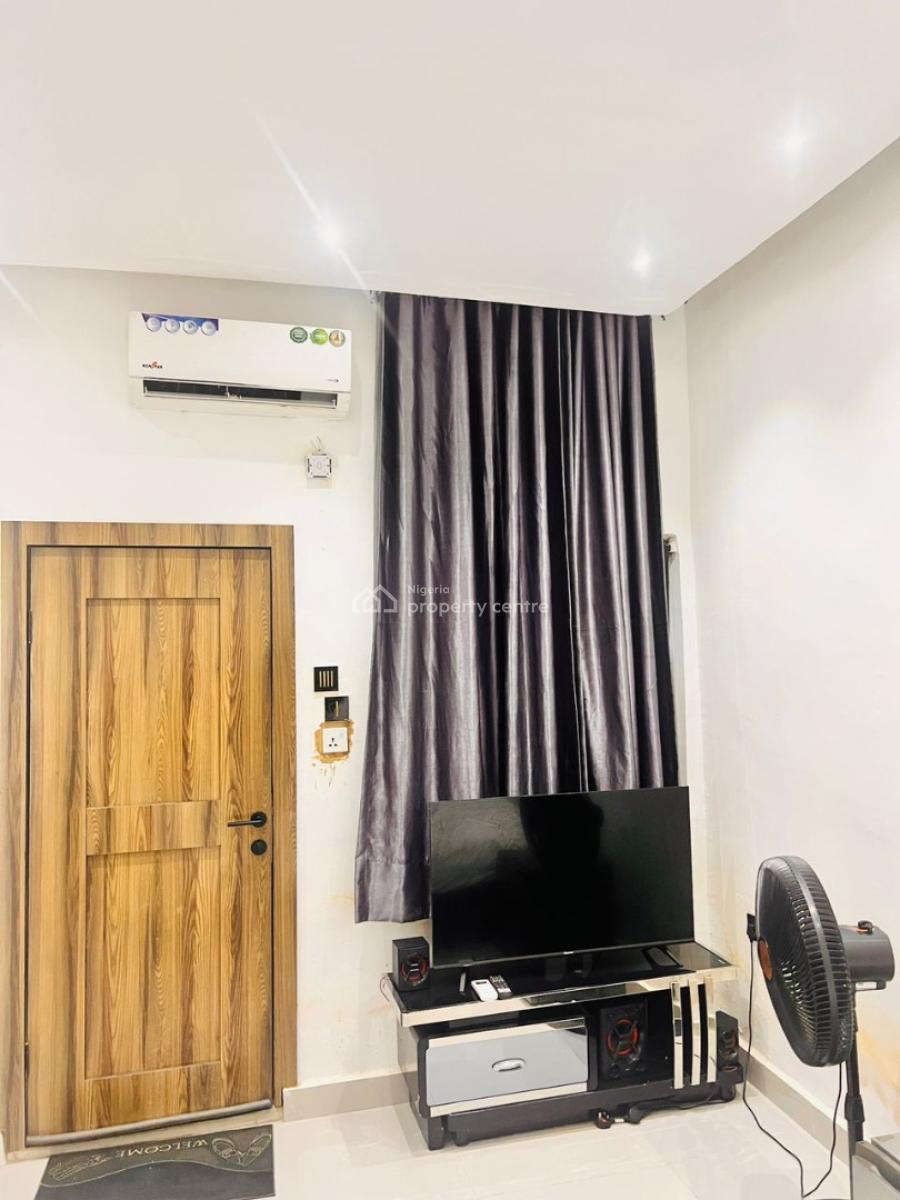 Fully Furnished Studio Apartment, 13 Gani Dabiri Street Ajao Estate Lagos, Ikeja, Lagos, Flat / Apartment for Rent