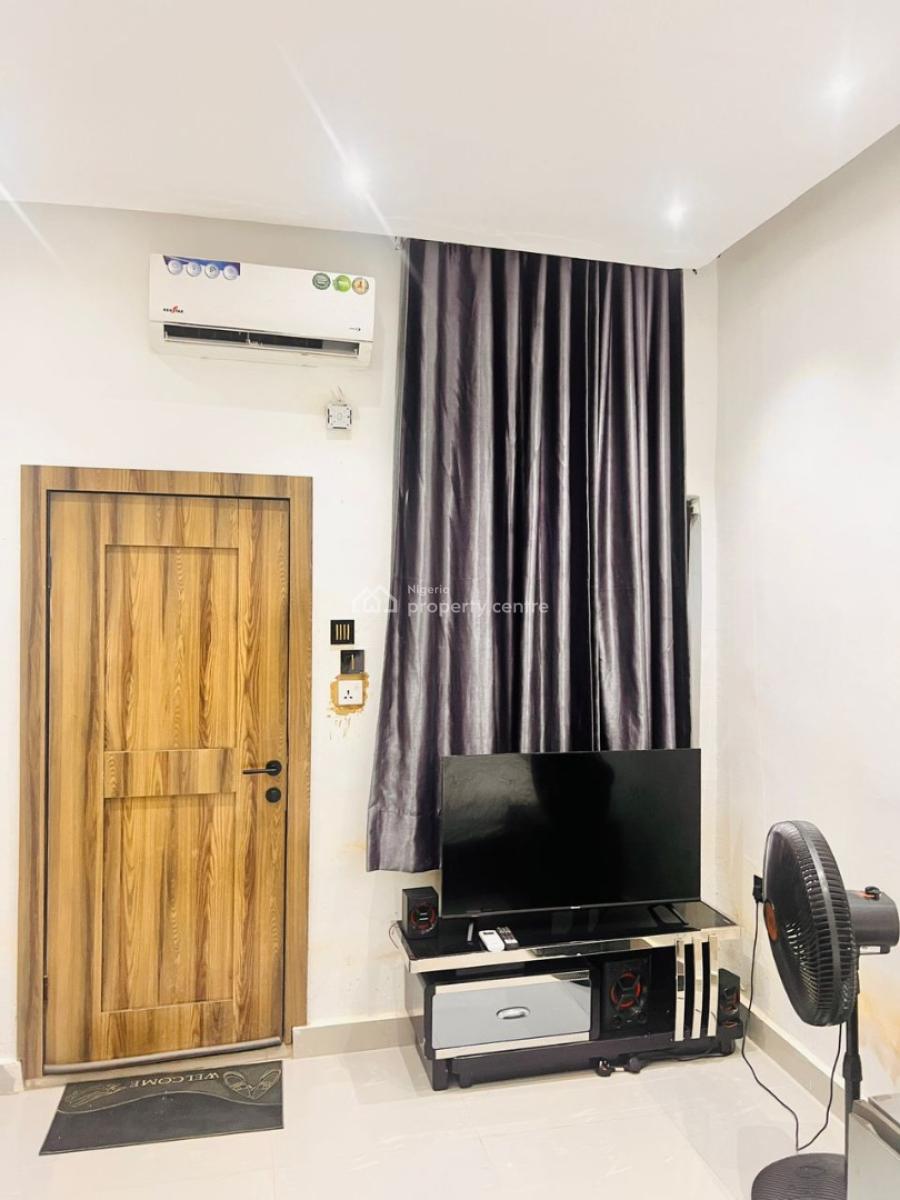 Fully Furnished Studio Apartment, 13 Gani Dabiri Street Ajao Estate Lagos, Ikeja, Lagos, Flat / Apartment for Rent
