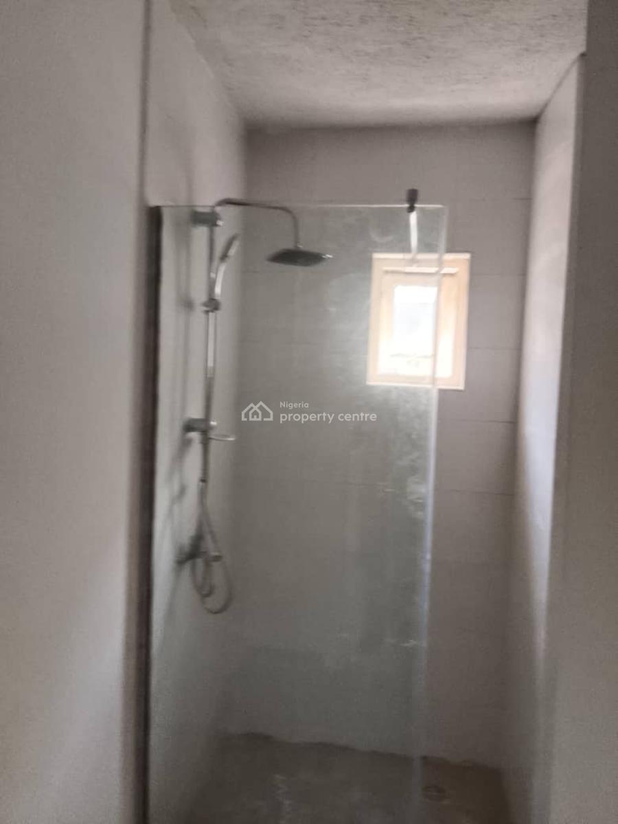 Nice 1 Bedroom Flat, Lekki Phase 1, Lekki Phase 1, Lekki, Lagos, Mini Flat (room and Parlour) for Rent
