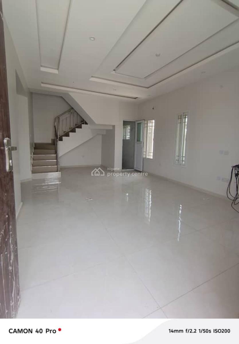 Well Maintained, Renovated 4 Bedroom Semi Detached Duplex with Bq, Chevron Alternative (tulips Heaven Estate, Lekki, Lagos, Semi-detached Duplex for Rent